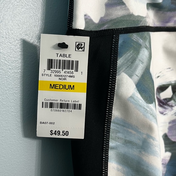 NWT Women’s Medium Ideology Watercolor Compression Yoga Leggings - Picture 11 of 11